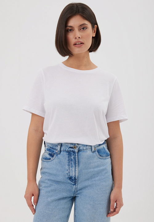 Футболка с круглым вырезом   